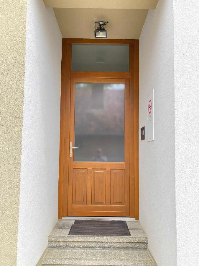 Toronyi Vendégház Exterior foto